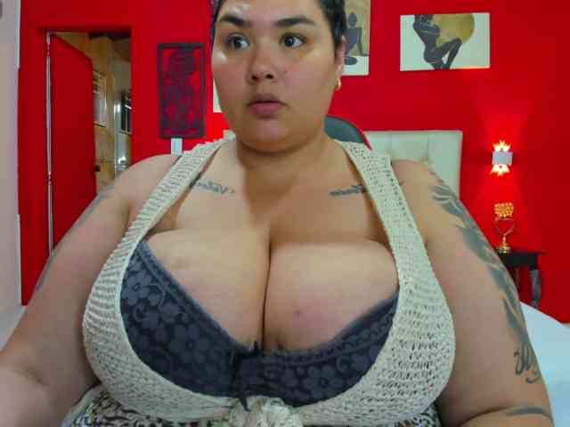 GabiBigBoobs GabiBigBoobs