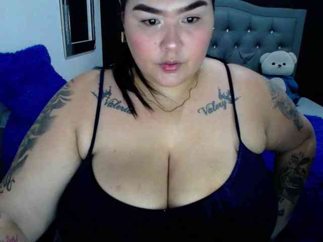 GabiBigBoobs webcam