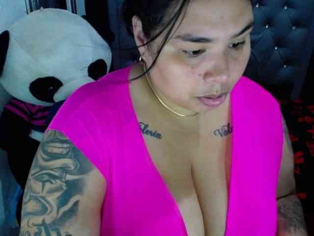 GabiBigBoobs webcam