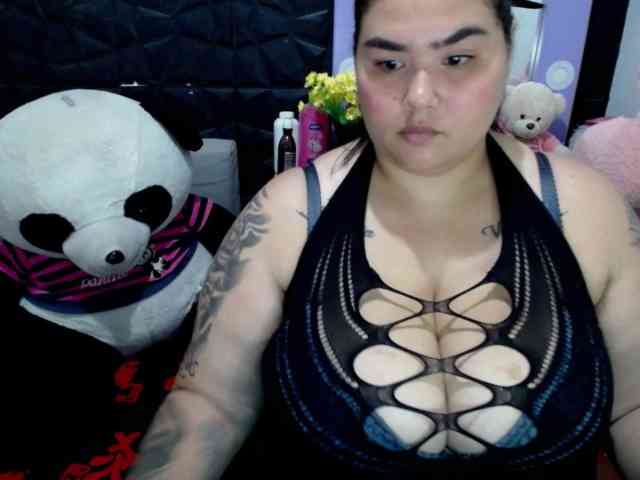 GabiBigBoobs webcam