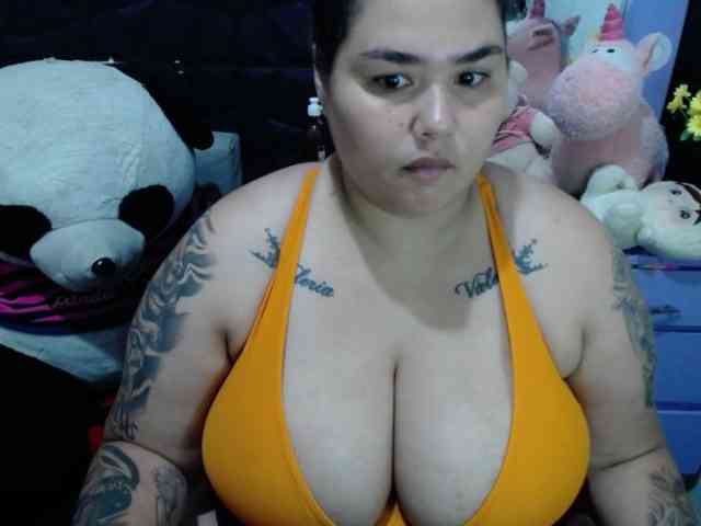 GabiBigBoobs webcam