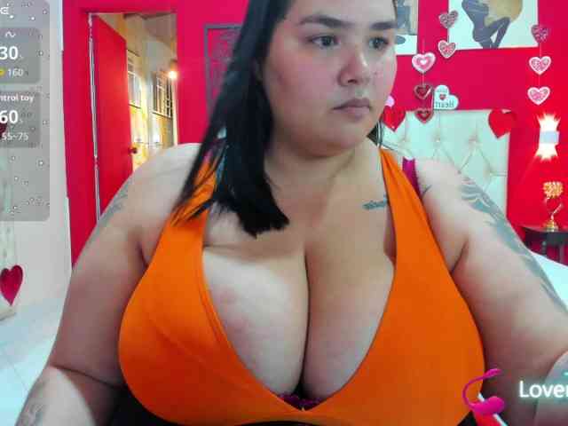 GabiBigBoobs webcam