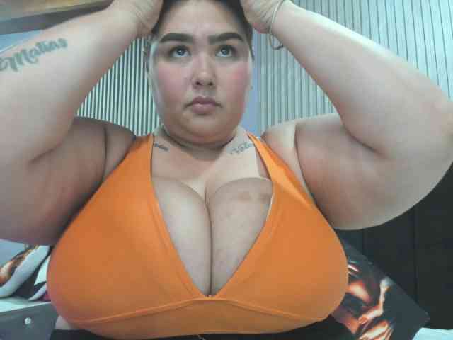 GabiBigBoobs webcam