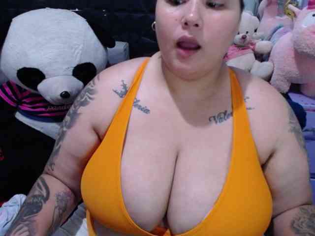 GabiBigBoobs webcam