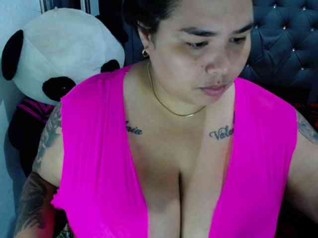 GabiBigBoobs webcam
