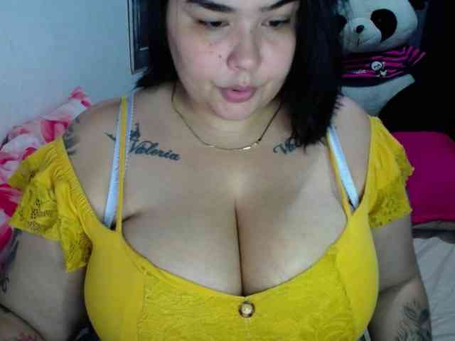 GabiBigBoobs webcam