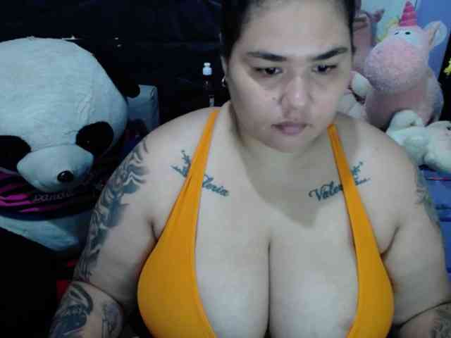 GabiBigBoobs webcam