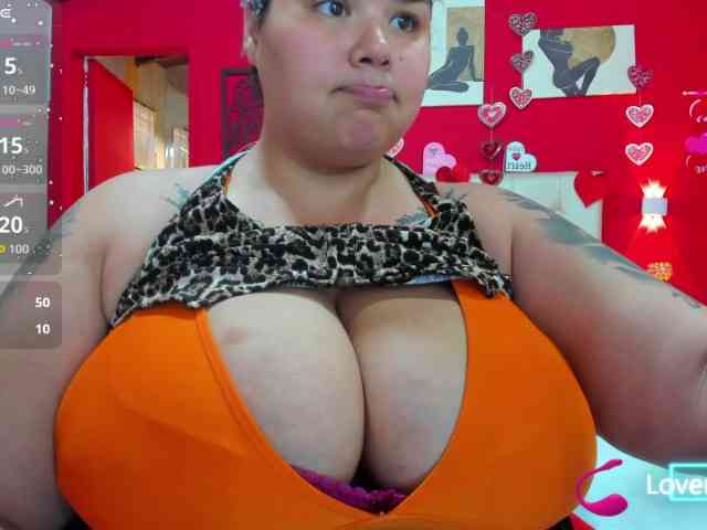 GabiBigBoobs GabiBigBoobs