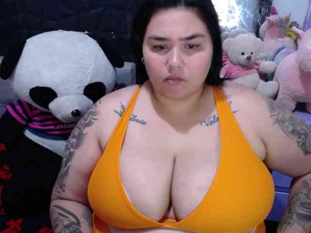 GabiBigBoobs webcam