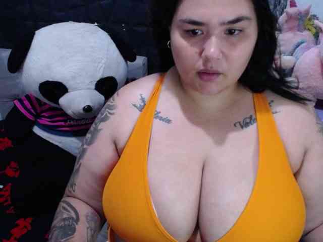 GabiBigBoobs webcam