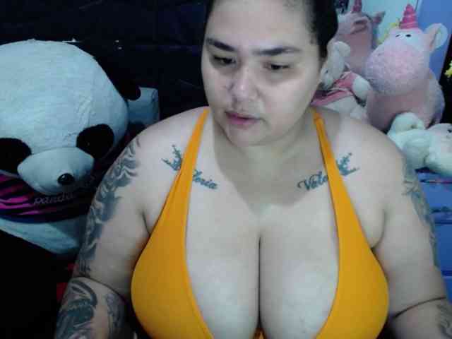 GabiBigBoobs webcam