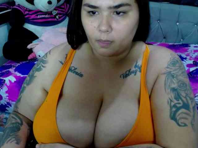 GabiBigBoobs GabiBigBoobs