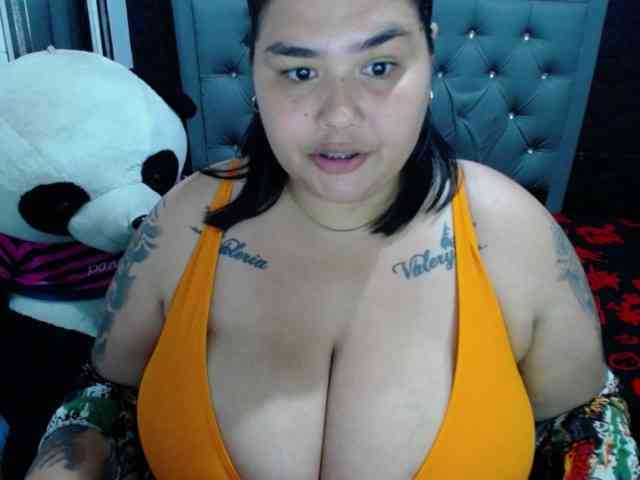 GabiBigBoobs webcam