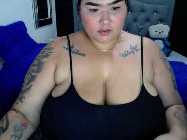 GabiBigBoobs webcam