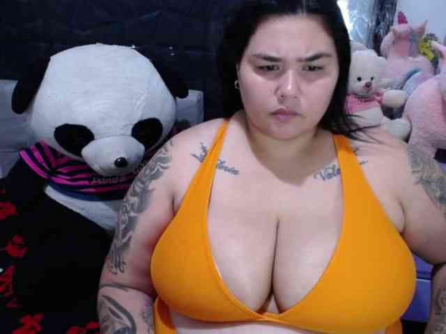 GabiBigBoobs webcam