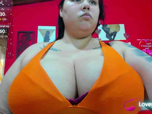 GabiBigBoobs webcam