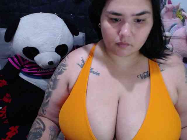 GabiBigBoobs webcam