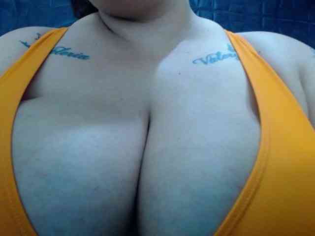 GabiBigBoobs GabiBigBoobs