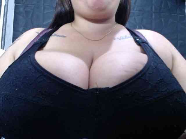 GabiBigBoobs GabiBigBoobs