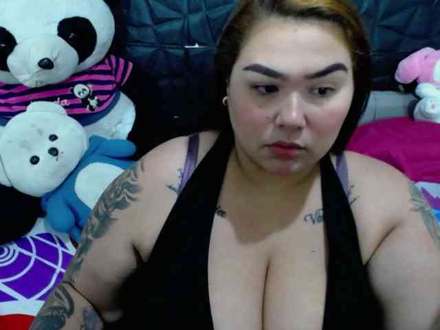 GabiBigBoobs webcam