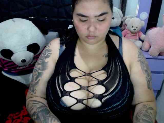 GabiBigBoobs webcam