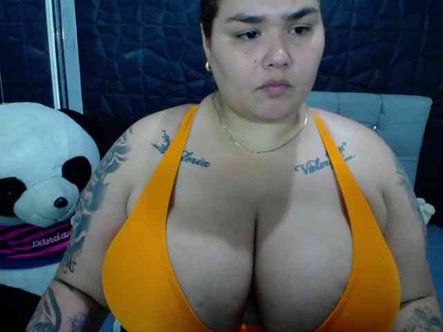 GabiBigBoobs GabiBigBoobs