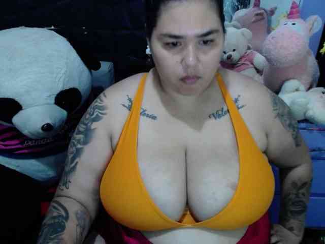 GabiBigBoobs webcam