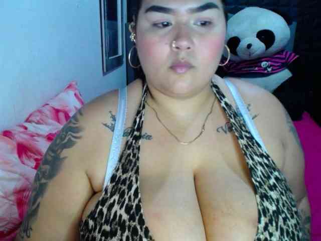 GabiBigBoobs webcam