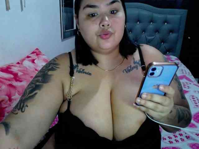 GabiBigBoobs webcam