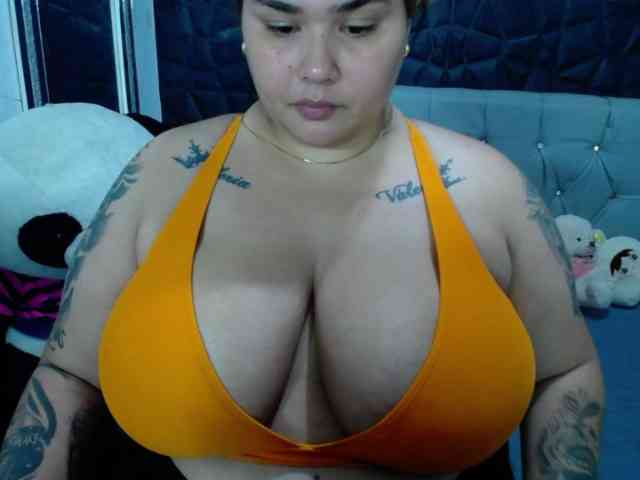 GabiBigBoobs GabiBigBoobs