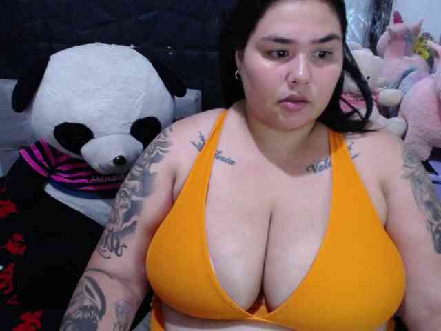 GabiBigBoobs webcam