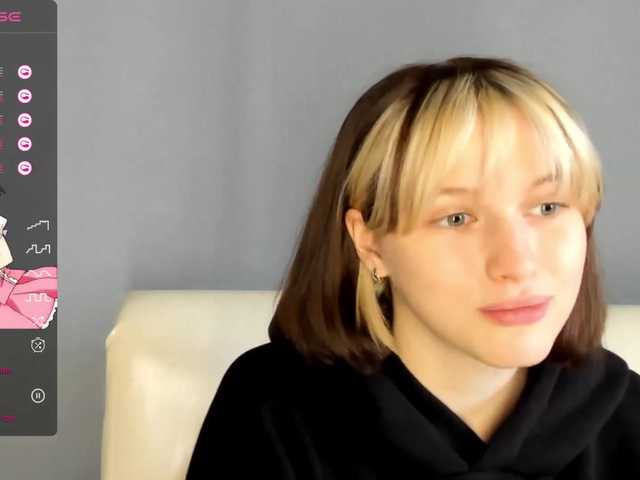 LaurittaShy Porn
