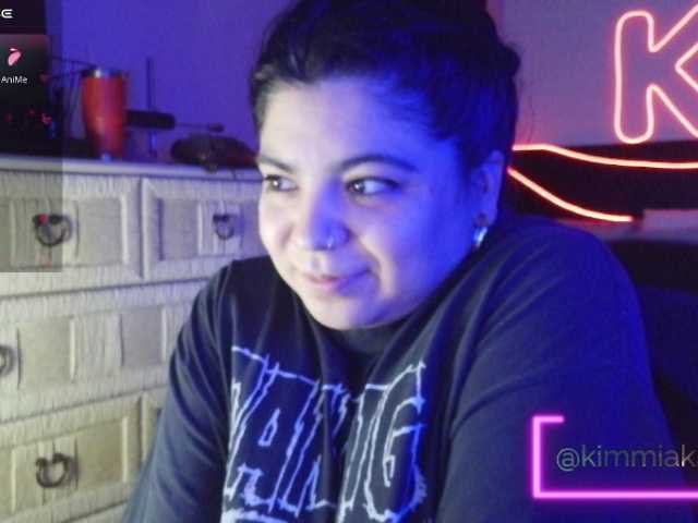 Kimmiakiss22's BongaCams show and profile