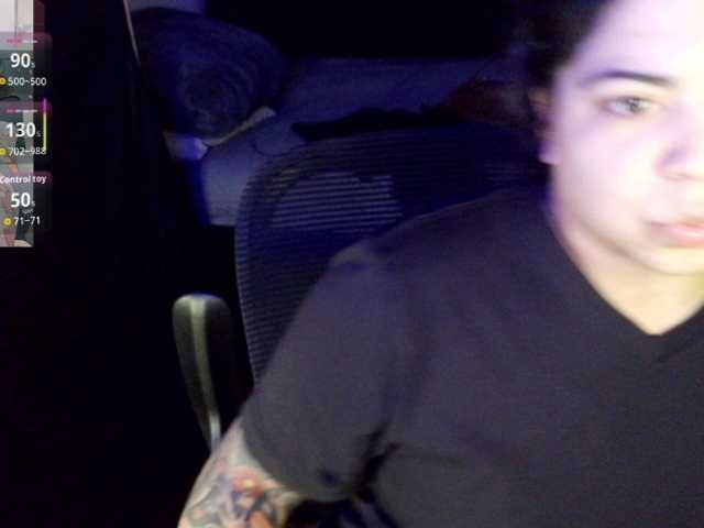 Kimmiakiss22's BongaCams show and profile