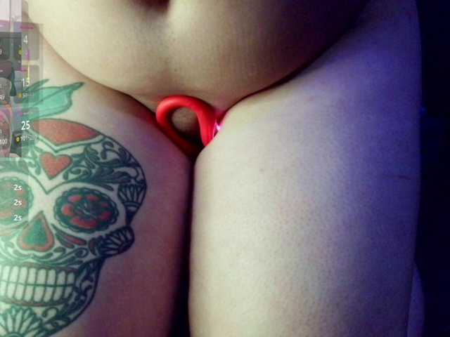 Kimmiakiss22's BongaCams show and profile