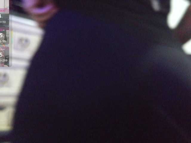 Kimmiakiss22's BongaCams show and profile