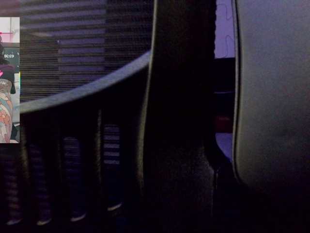 Kimmiakiss22's BongaCams show and profile