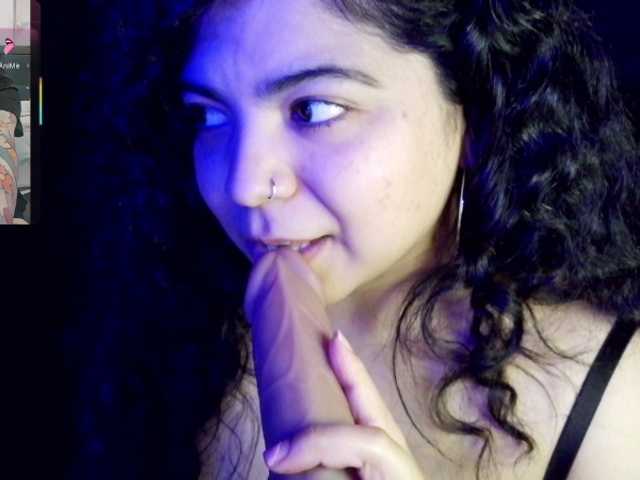 Kimmiakiss22's BongaCams show and profile