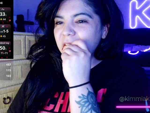 Kimmiakiss22 webcam