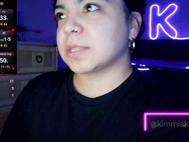 Kimmiakiss22 webcam