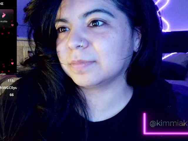 Kimmiakiss22 webcam