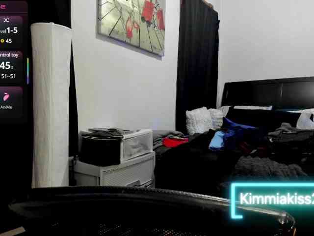 Kimmiakiss22 webcam