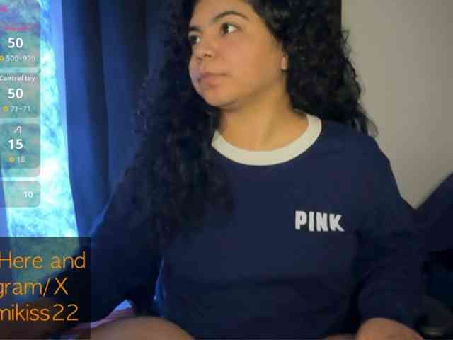 Kimmiakiss22 webcam