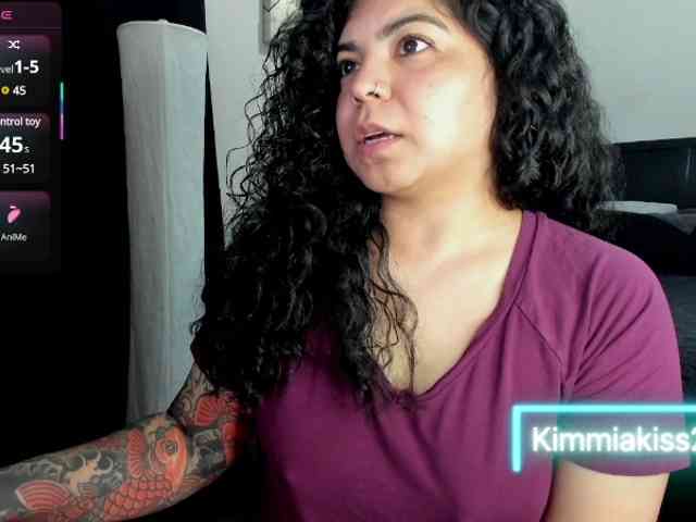 Kimmiakiss22 webcam