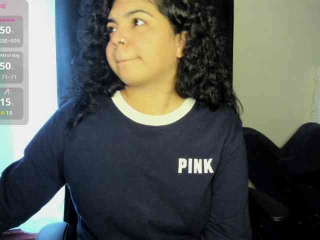 Kimmiakiss22 webcam