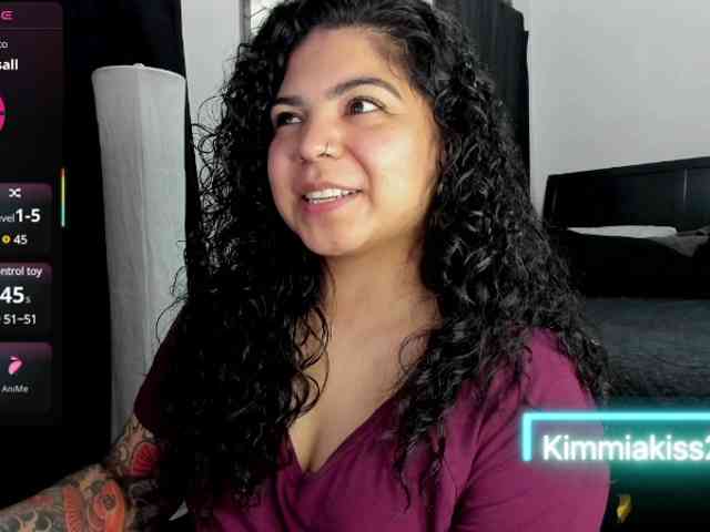 Kimmiakiss22 webcam