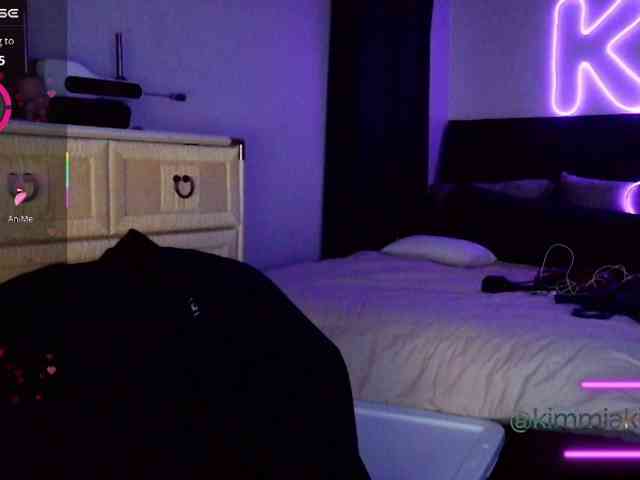 Kimmiakiss22 webcam