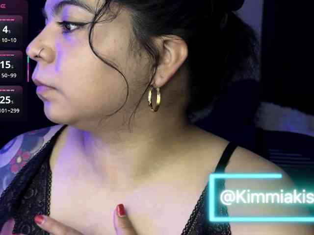 Kimmiakiss22 webcam