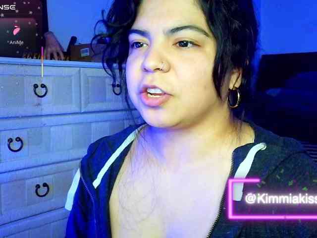 Kimmiakiss22 webcam