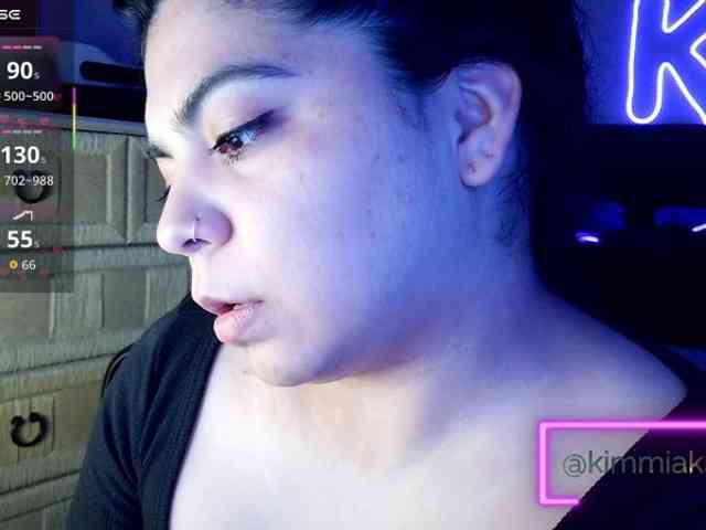 Kimmiakiss22 webcam